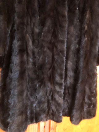 Abrigo de piel marrón talla 42/44