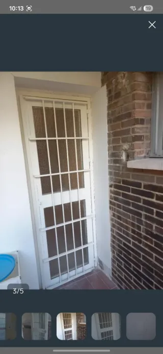 Puerta exterior con cristal