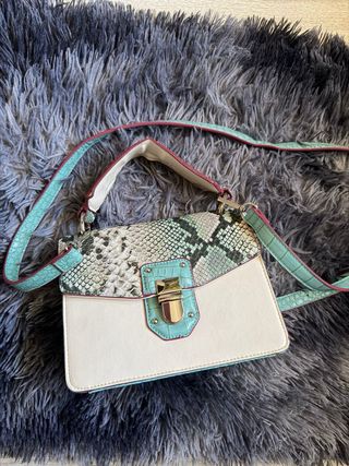 Bolso piel serpiente beige y verde