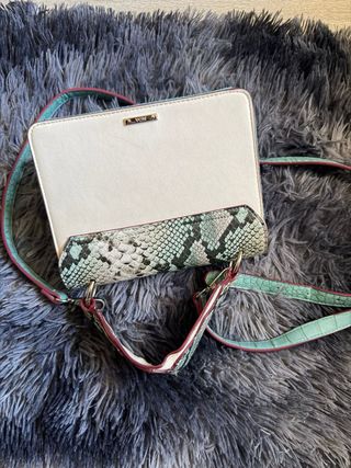 Bolso piel serpiente beige y verde