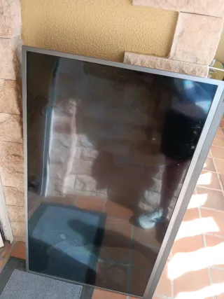 TV Philips para piezas o reparar (NO envíos)