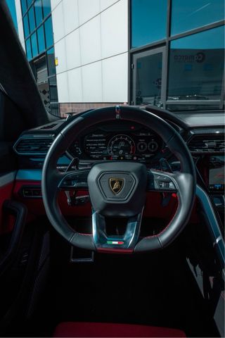 ALQUILER LAMBORGHINI URUS ESPAÑA