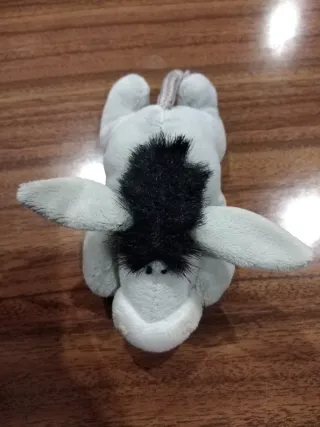 Peluche Nici com íman nas patas