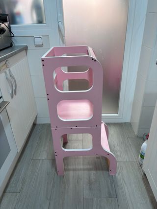 Torre Montessori Pupitre Rosa