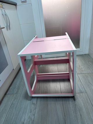 Torre Montessori Pupitre Rosa