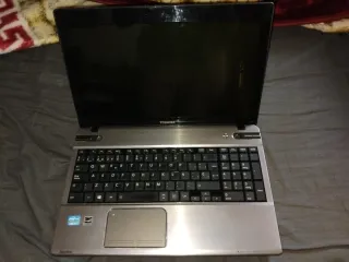 Toshiba Satellite i7