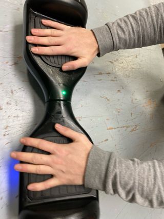 Hoverboard com luzes LED e carregador