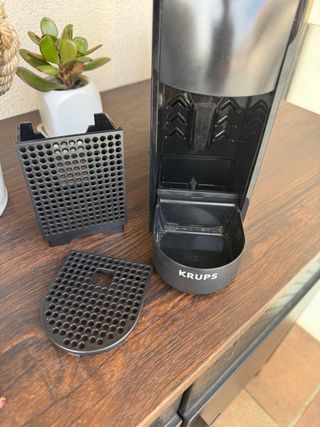 Cafetera Nespresso Krups Negra