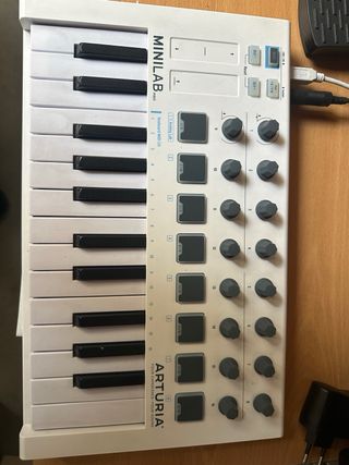 Arturia Minilab mk2 Controlador MIDI
