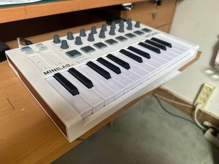 Arturia Minilab mk2 Controlador MIDI