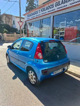 Peugeot 107 2006