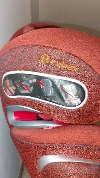 Silla de coche infantil Cybex solution z fix
