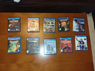 Videojuegos de lo mejor de ps4. Varían 10€ a 15€