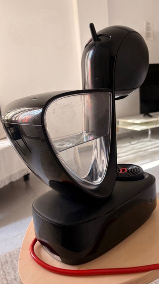 Cafetera Dolce Gusto Krups Negra