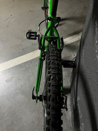 Bicicleta B-Pro 24” verde