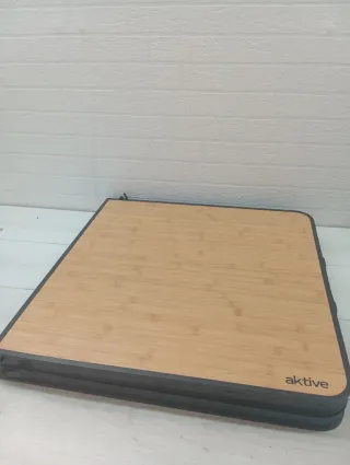 Tavolo pieghevole in alluminio con 4 sedie in acciaio