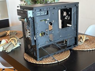 Caja PC Micro ATX Cooler Master + DVD ASUS