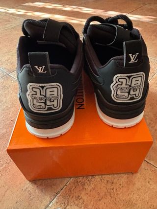 Louis Vuitton Zapatillas Negras