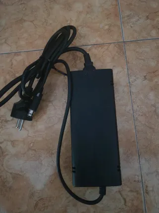 Cable alimentación Xbox 360 E