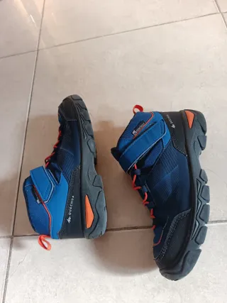 Botas de senderismo Quechua talla 33