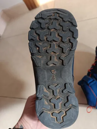 Botas de senderismo Quechua talla 33