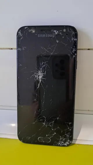 Samsung Galaxy  SM-J330FN Negro