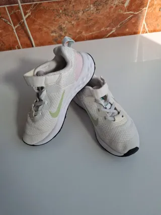 Zapatillas Nike Niña Talla 28.5