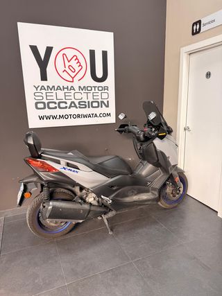 Yamaha XMAX 300 Maxi Scooter