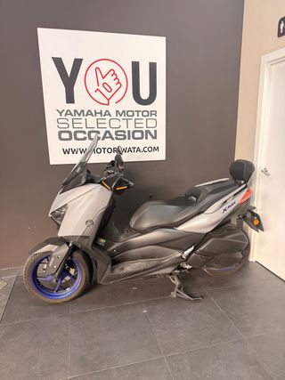 Yamaha XMAX 300 Maxi Scooter