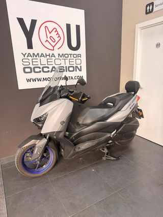 Yamaha XMAX 300 Maxi Scooter