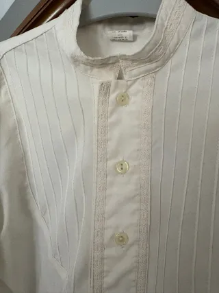 Camisa fallera beig con encaje