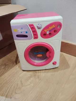 Caja Juguete Niña con Figuras