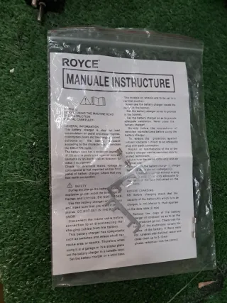 Caricabatterie ROYCE RBC-50