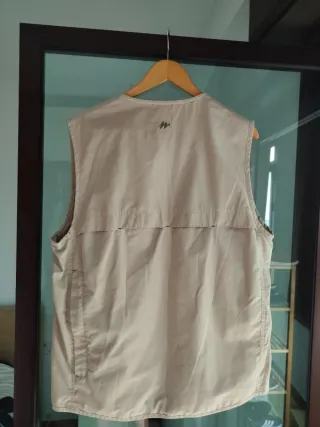 Chaleco Quechua Beige Multibolsillos