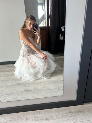 Vestido de Novia Romántico Beige/Blanco