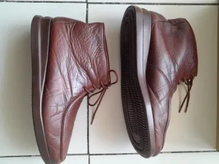 Botines Marrones Talla 40.en piel de calidad.