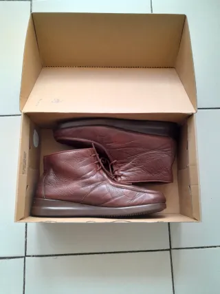 Botines Marrones Talla 40.en piel de calidad.