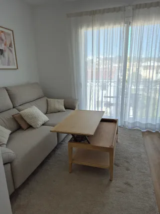 Mesa centro elevable de madera, poco uso