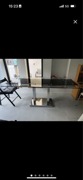 Mesa de comedor de cristal