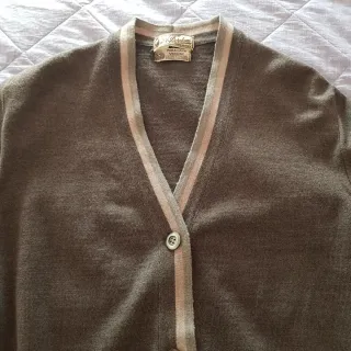 Cardigan pura lana vergine