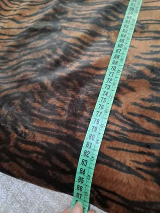 Vestido Mango y Camiseta Zara