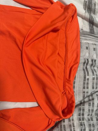 Top manga larga mujer naranja