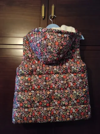 Chaleco niña Zara floral