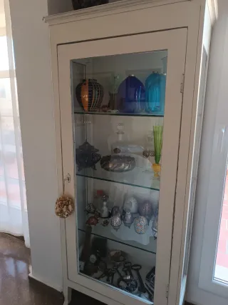 Mueble vitrina de salón o mueble vitrina