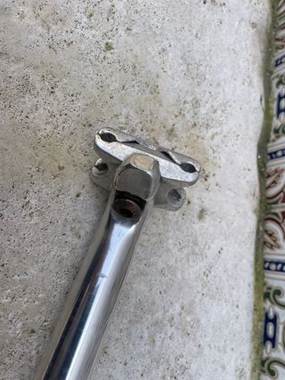 Tija de sillín de bicicleta