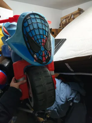 Moto infantil azul y roja