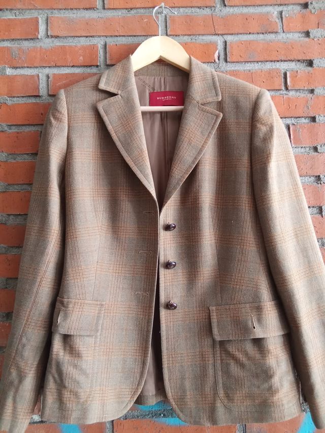 Americana Burberry cuadros marrón y naranja