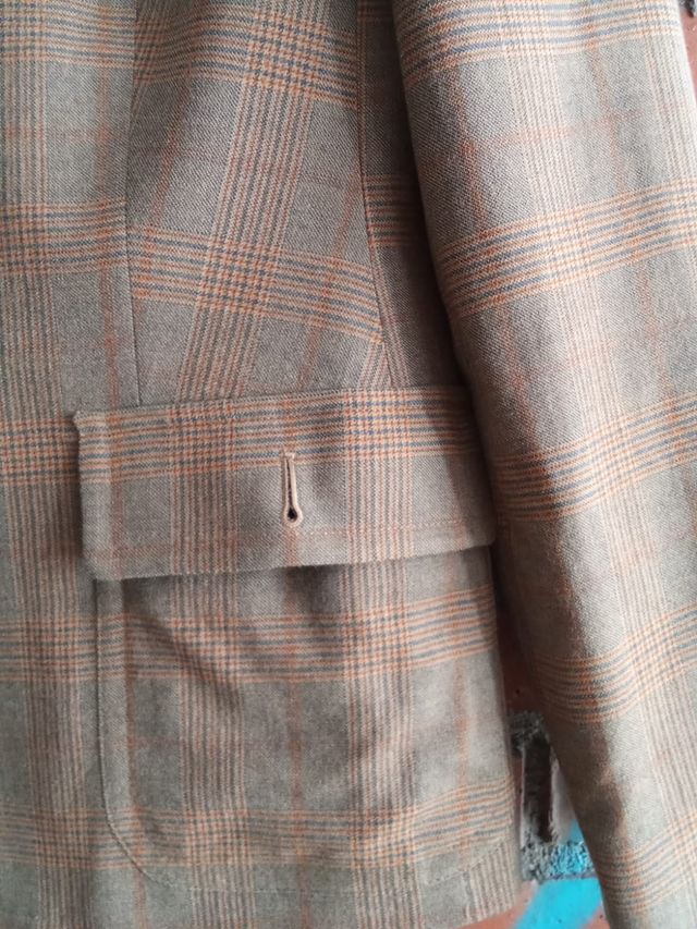 Americana Burberry cuadros marrón y naranja