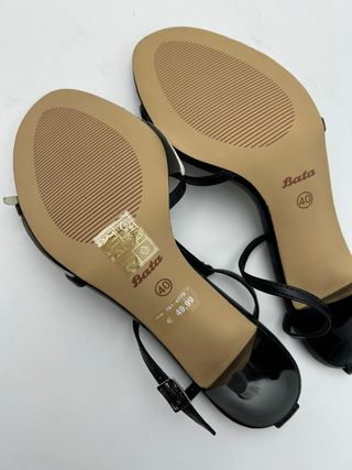 Scarpe con tacco Bata nere e argento Tg 40