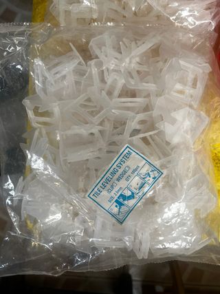 Clips Niveladores para Baldosas (100 uds)